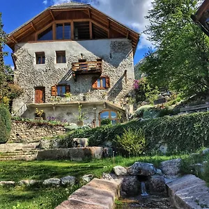 D'hotes La Font Bed & Breakfast